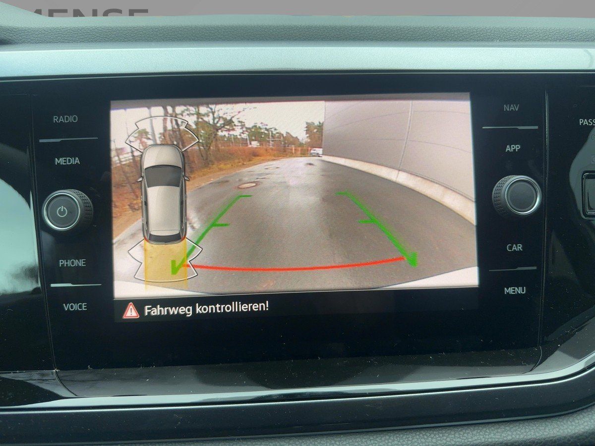 Fahrzeugabbildung Volkswagen Polo GTI Navi Leder Pano Winterräder Keyless ASG