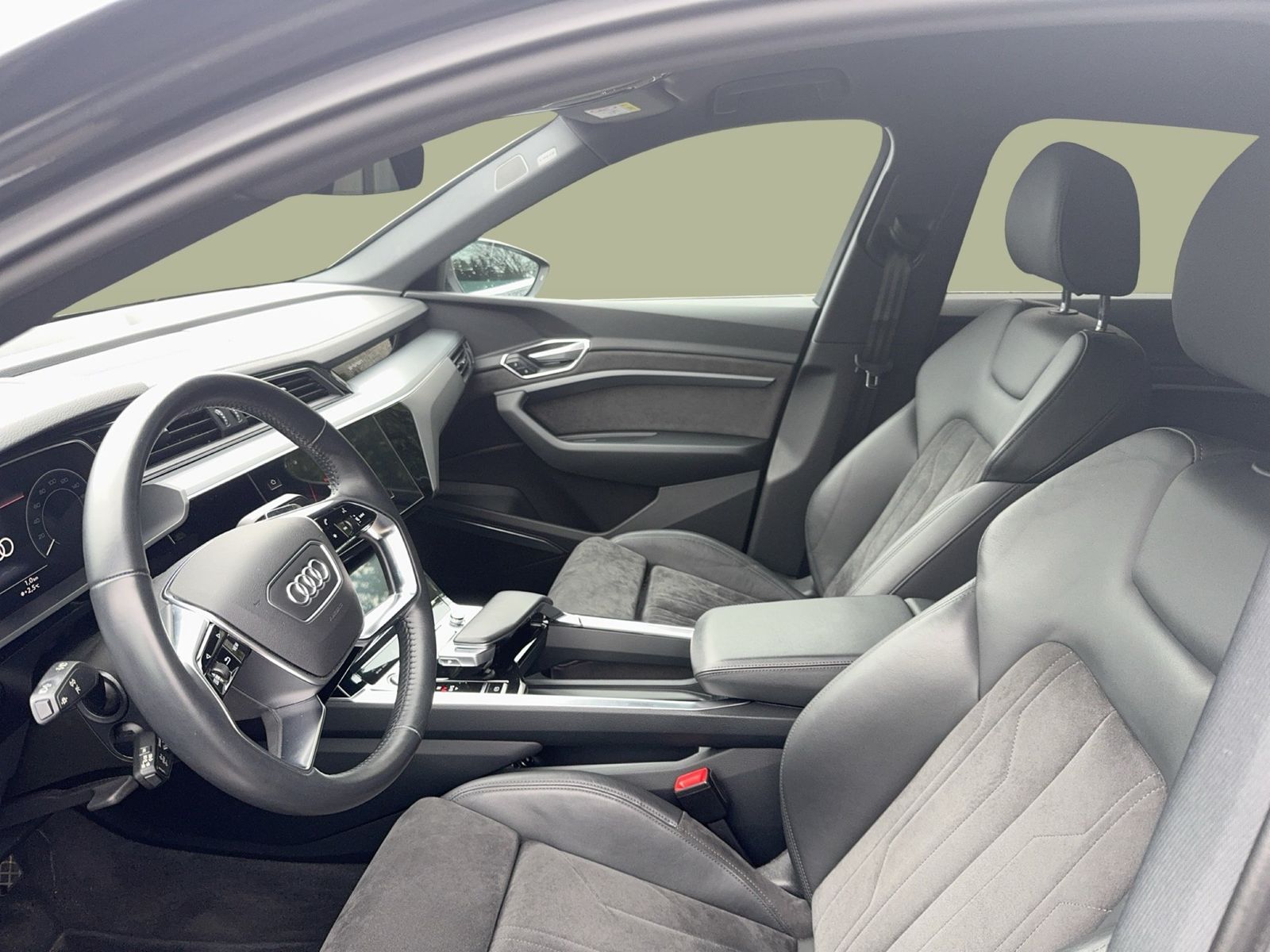 Fahrzeugabbildung Audi e-tron Sportback 50 S line quattro CarPlay|AHK