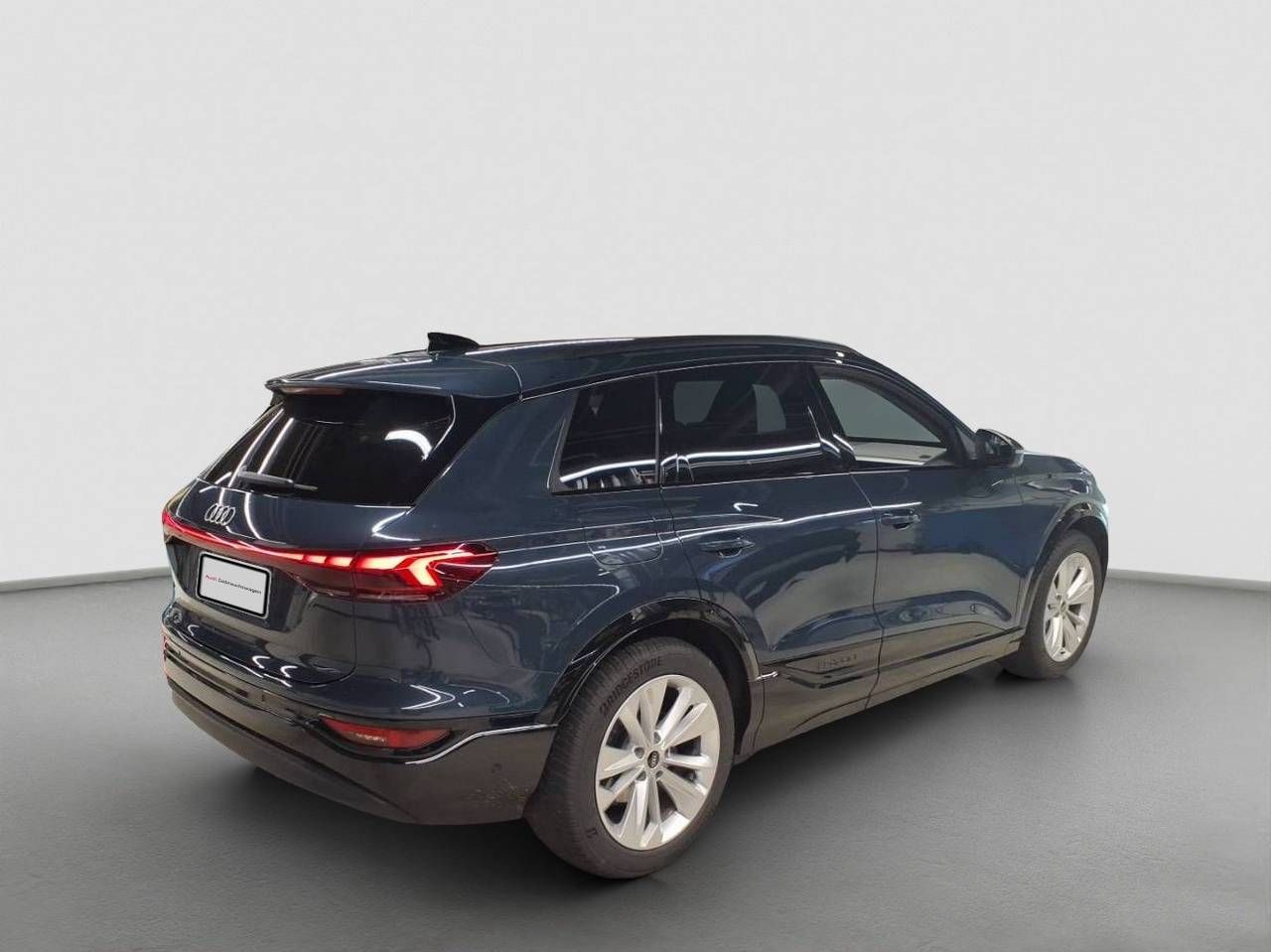 Fahrzeugabbildung Audi Q6 e-tron Standhzg|4xSHZG|ACC|LED|Kamera