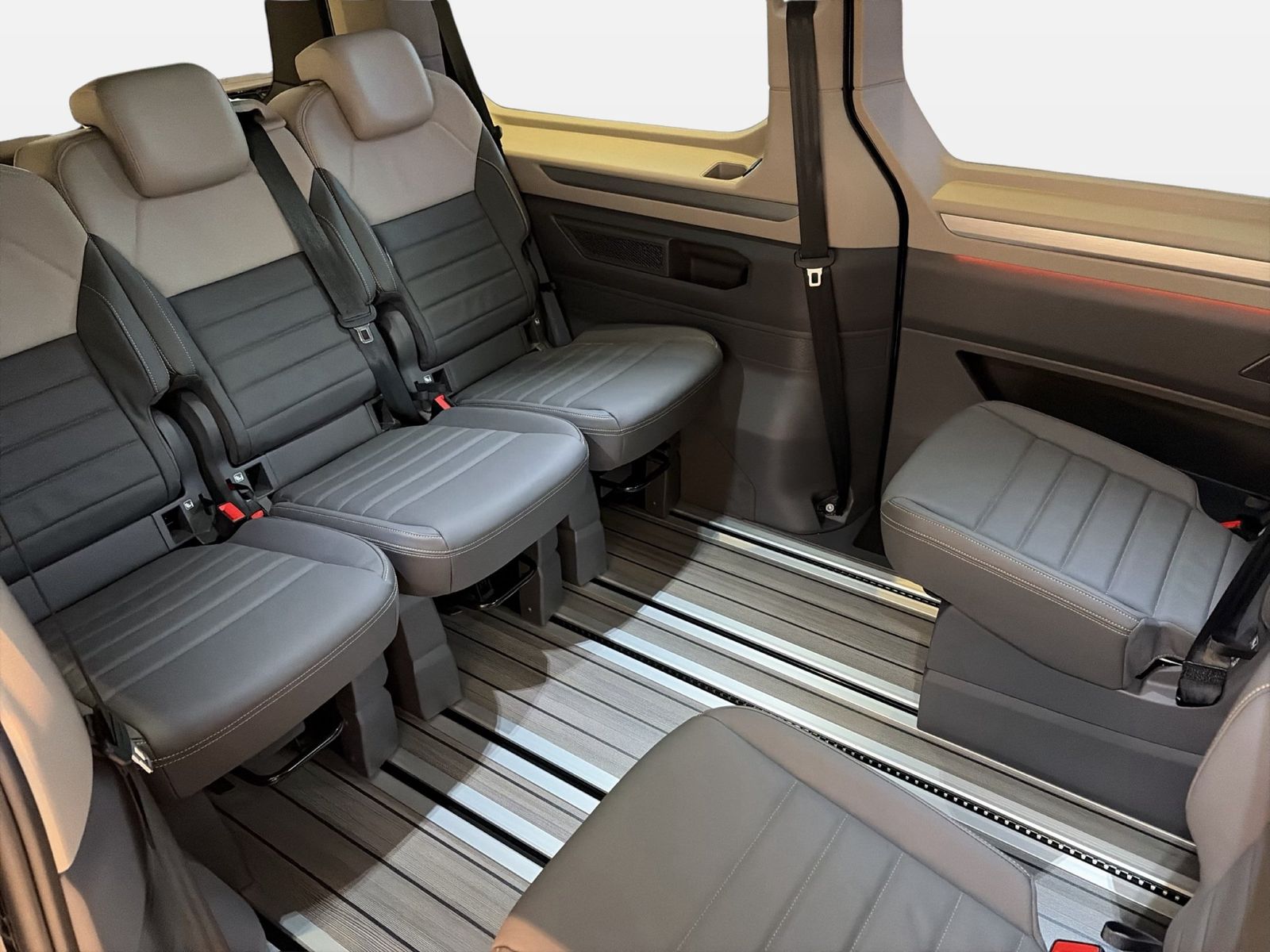 Fahrzeug autohaus mense Fahrzeugabbildung Volkswagen Multivan 2.0 TDI lang Style IQ.Light|Matrix|AHK