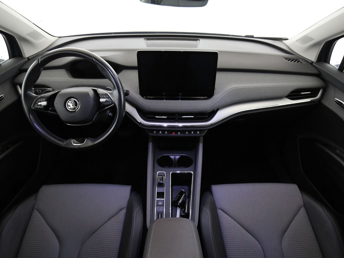 Fahrzeugabbildung SKODA Enyaq 80 Loft AHK|Pano|SD|ACC|LED|Navi|VirtualCP