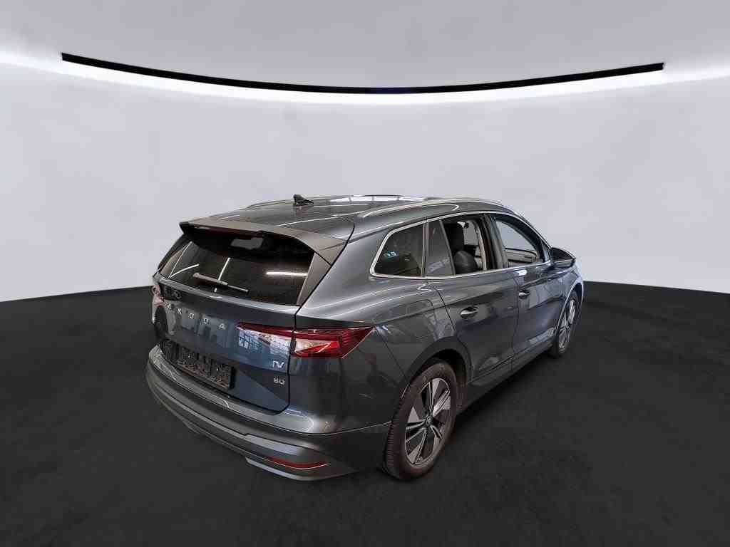 Fahrzeugabbildung SKODA Enyaq 80 Loft AHK|HUD|Pano|SD|ACC|LED|Navi|PDC