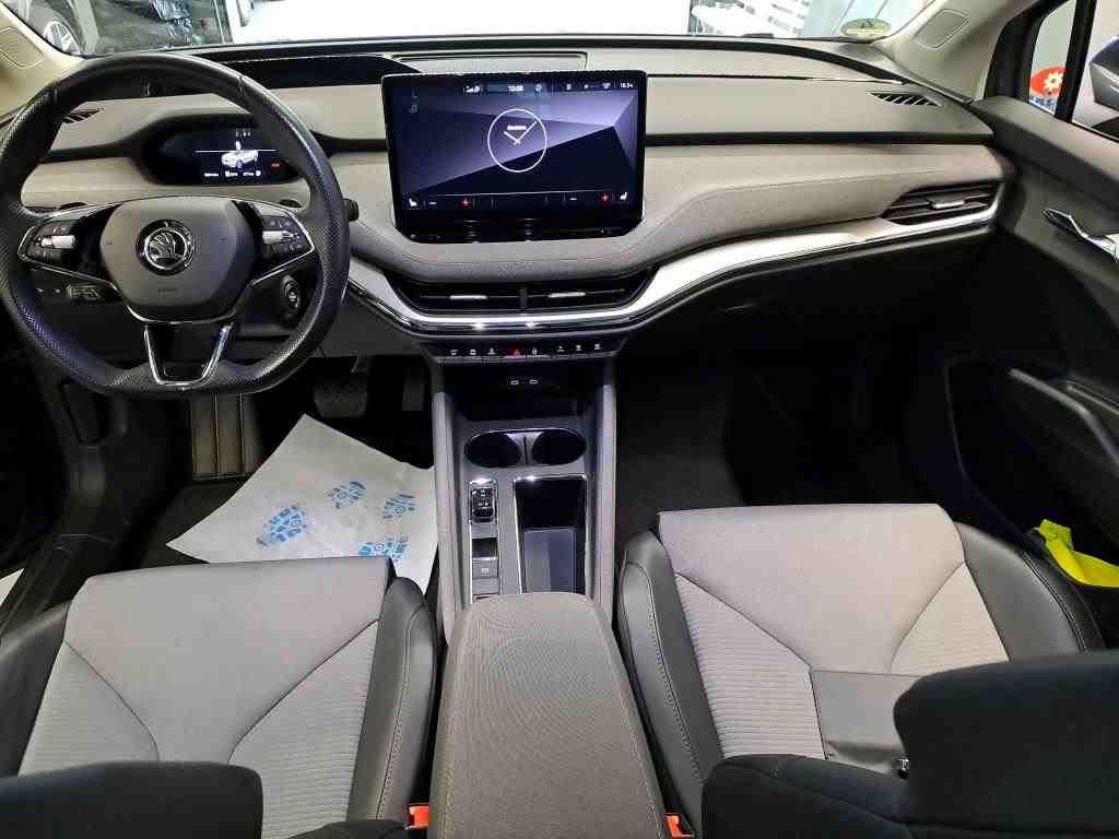 Fahrzeugabbildung SKODA Enyaq 80 Loft AHK|HUD|Pano|SD|ACC|LED|Navi|PDC