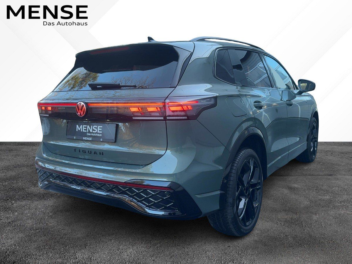 Fahrzeugabbildung Volkswagen Tiguan TDI 4M R-Line AHK Leder Pano Standhzg Nav
