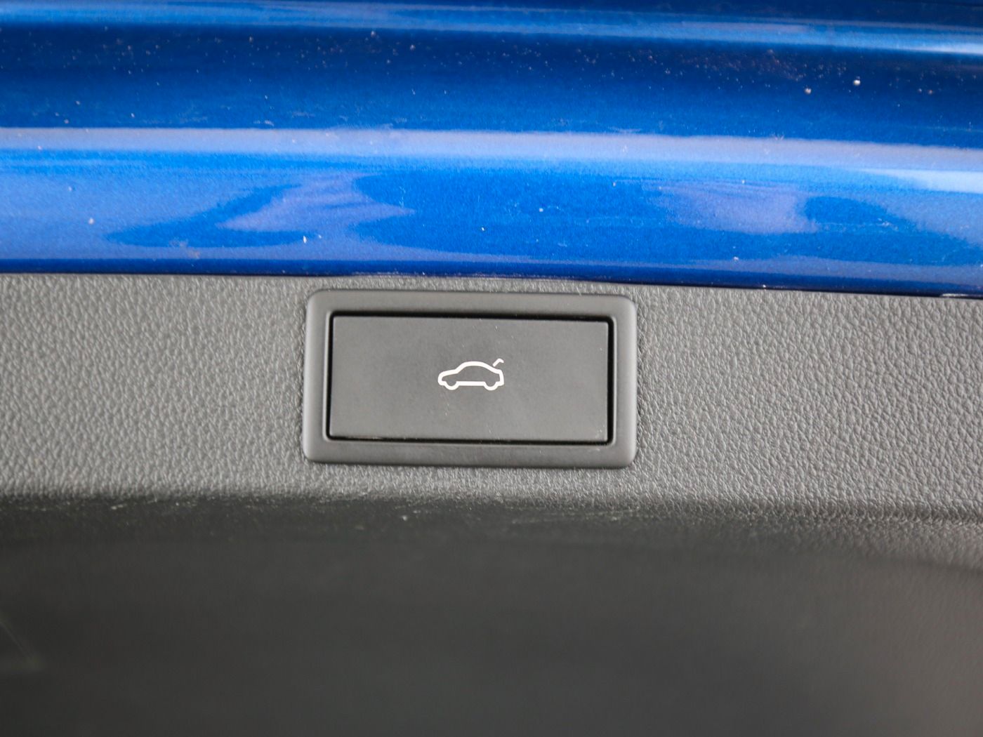 Fahrzeugabbildung SKODA Octavia Combi 2.0 TDI Scout AHK|HUD|Standhzg|ACC