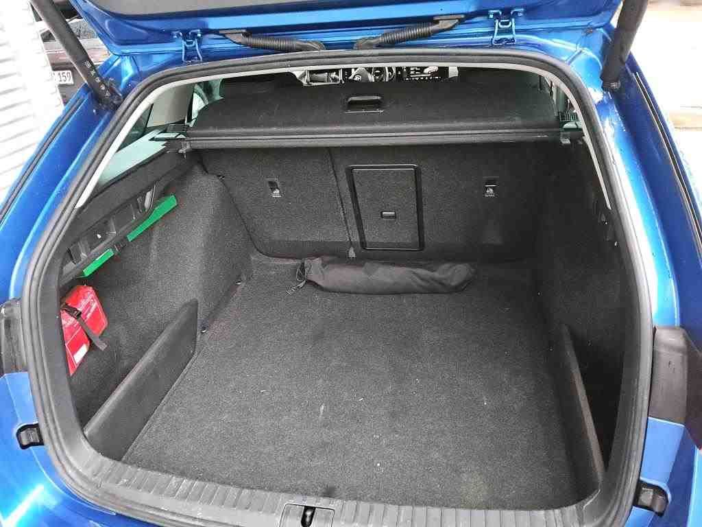 Fahrzeugabbildung SKODA Octavia Combi 2.0 TDI Scout AHK|HUD|Standhzg|ACC