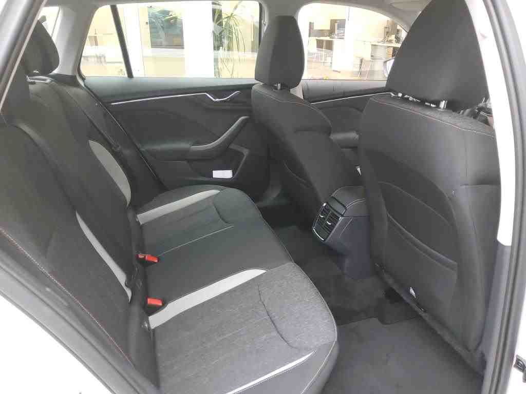 Fahrzeugabbildung SKODA Kamiq Style 1.0l TSI 81kW 6-Gang