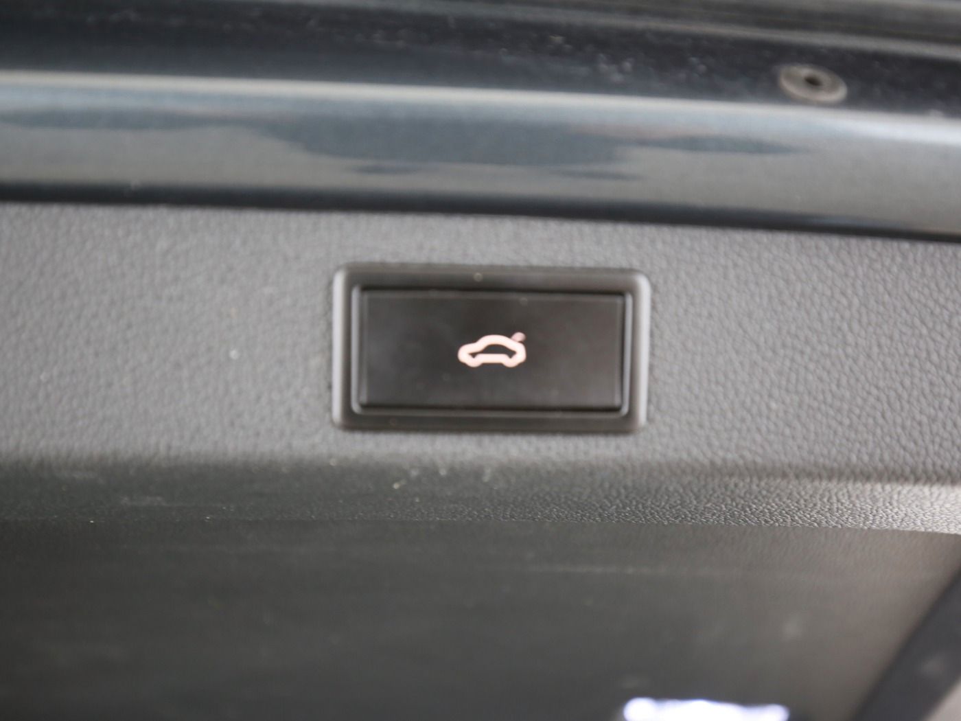 Fahrzeugabbildung SKODA Superb Combi 1.4 TSI Sportline iV AHK|4xSHZG|ACC