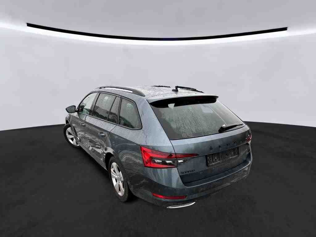 Fahrzeugabbildung SKODA Superb Combi 1.4 TSI Sportline iV AHK|4xSHZG|ACC