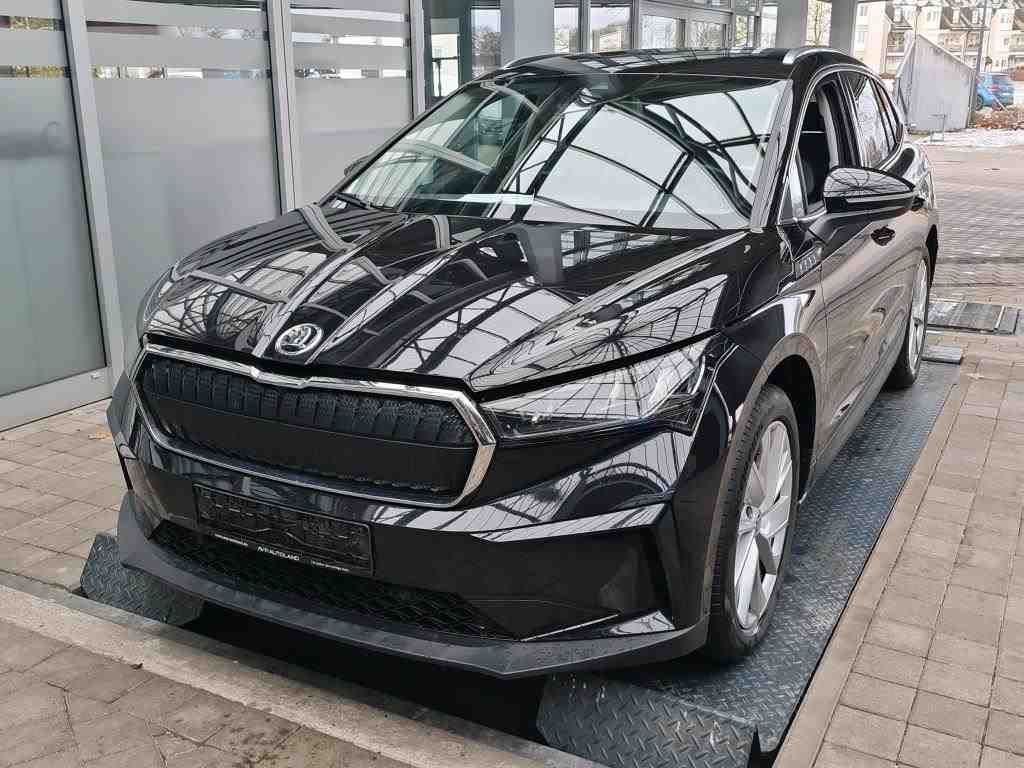 Fahrzeugabbildung SKODA Enyaq 80 Loft AHK|ACC|LED|Navi|VirtualCP|Kamera