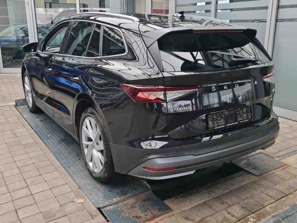 Fahrzeugabbildung SKODA Enyaq 80 Loft AHK|ACC|LED|Navi|VirtualCP|Kamera