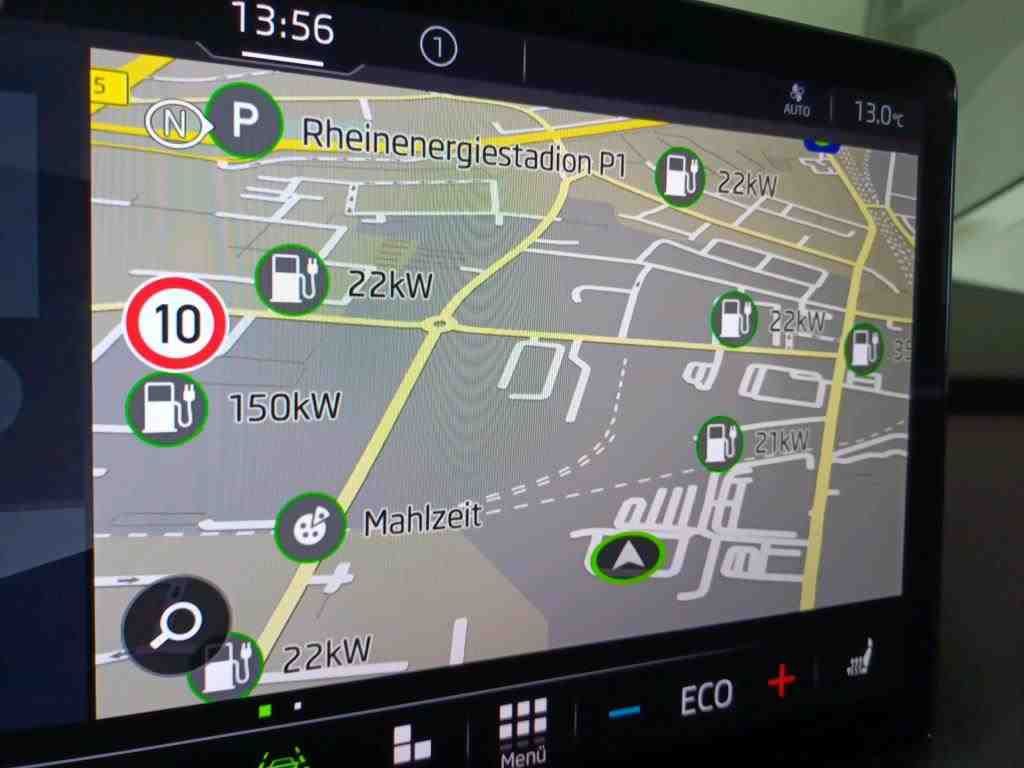 Fahrzeugabbildung SKODA Enyaq 80 Suite HUD|4xSHZG|ACC|LED|Massage|Navi