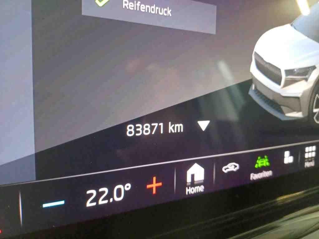 Fahrzeugabbildung SKODA Enyaq 80 Suite HUD|4xSHZG|ACC|LED|Massage|Navi