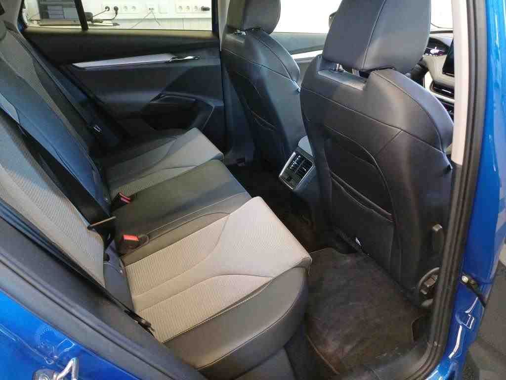 Fahrzeugabbildung SKODA Enyaq 80 Loft AHK|ACC|LED|Navi|VirtualCP|Kamera