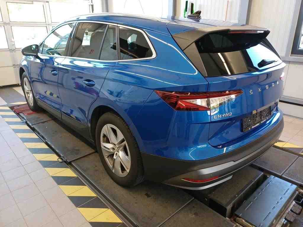 Fahrzeugabbildung SKODA Enyaq 80 Loft AHK|ACC|LED|Navi|VirtualCP|Kamera