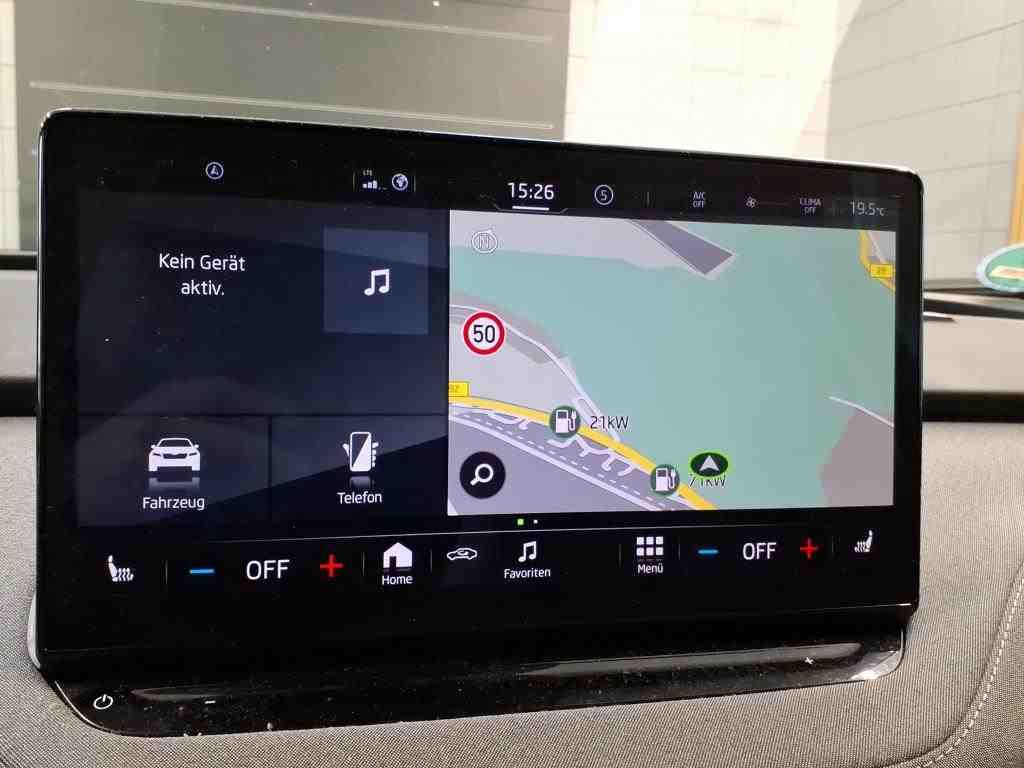 Fahrzeugabbildung SKODA Enyaq 80 Loft ACC|LED|Navi|VirtualCP|Akustikglas