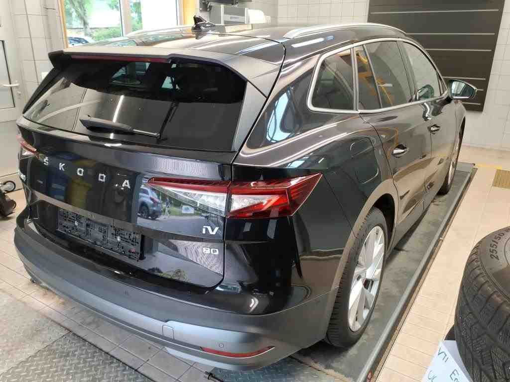 Fahrzeugabbildung SKODA Enyaq 80 Loft ACC|LED|Navi|VirtualCP|Akustikglas