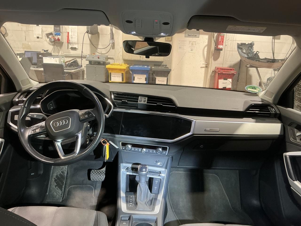 Fahrzeugabbildung Audi Q3 45 TFSI e S tronic AHK|Navi|VirtualCP|Kamera