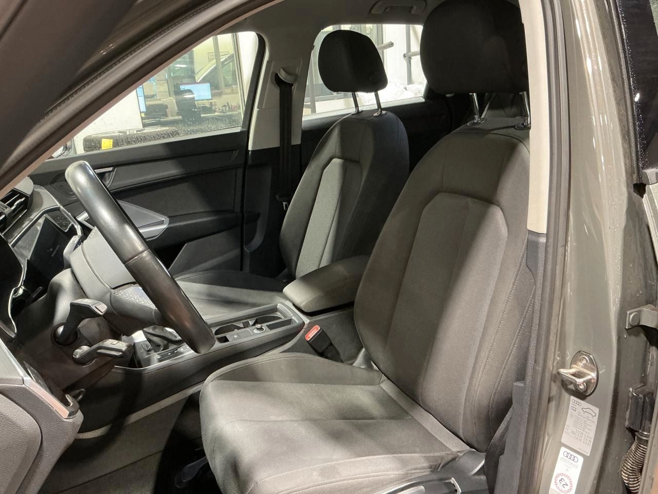 Fahrzeugabbildung Audi Q3 45 TFSI e S tronic AHK|Navi|VirtualCP|Kamera