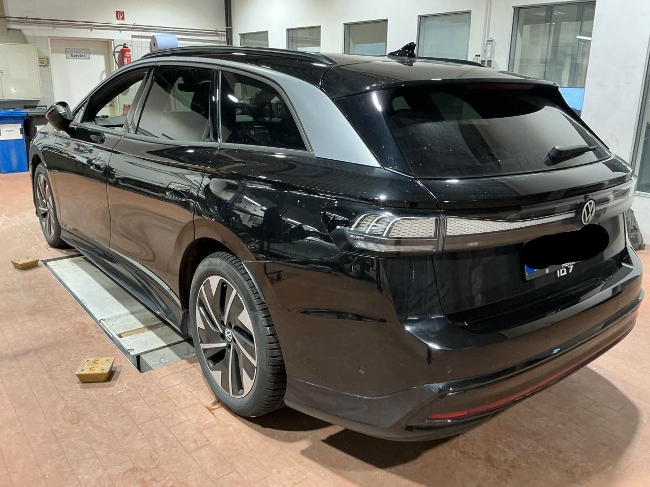 Fahrzeugabbildung Volkswagen ID.7 Tourer Pro IQ.Light|Matrix|CarPlay|h/k|HUD