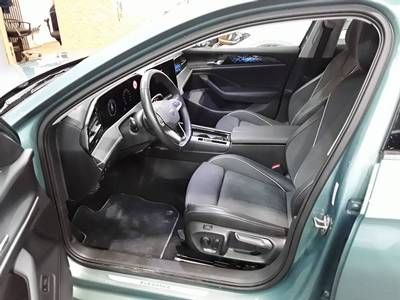 Fahrzeugabbildung Volkswagen Passat Variant 2.0 TDI DSG Elegance IQ.Light|AHK