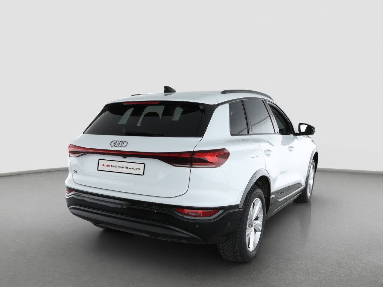 Fahrzeug autohaus mense Fahrzeugabbildung Audi Q6 e-tron AHK|Standhzg|4xSHZG|ACC|LED|PDC