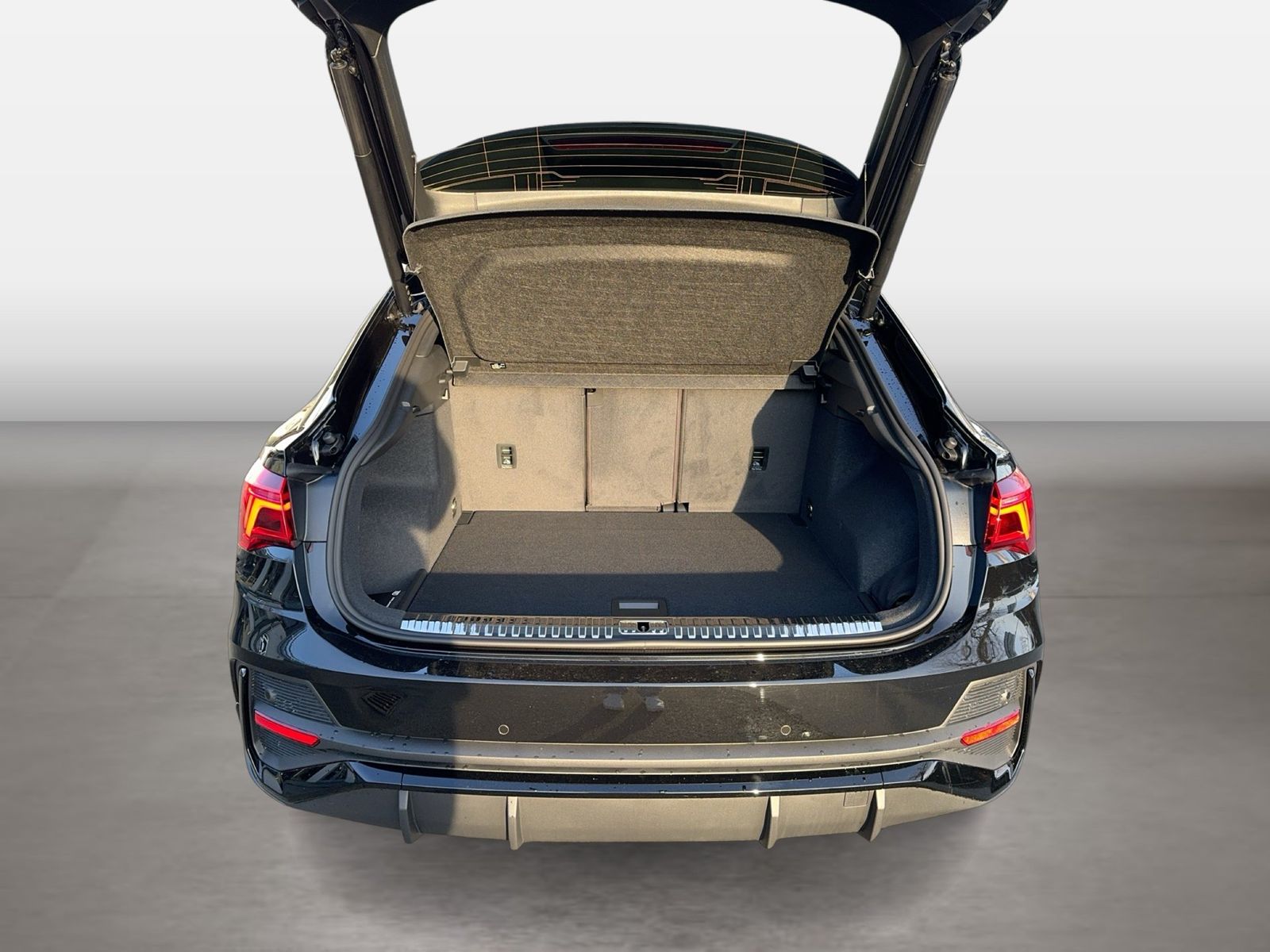 Fahrzeugabbildung Audi Q3 Sportback S line 35 TDI S tronic LED|SONOS