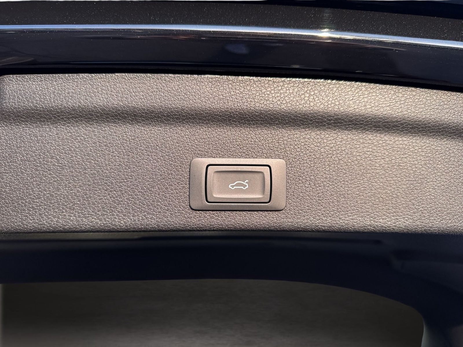 Fahrzeugabbildung Audi Q3 Sportback S line 35 TDI S tronic LED|SONOS