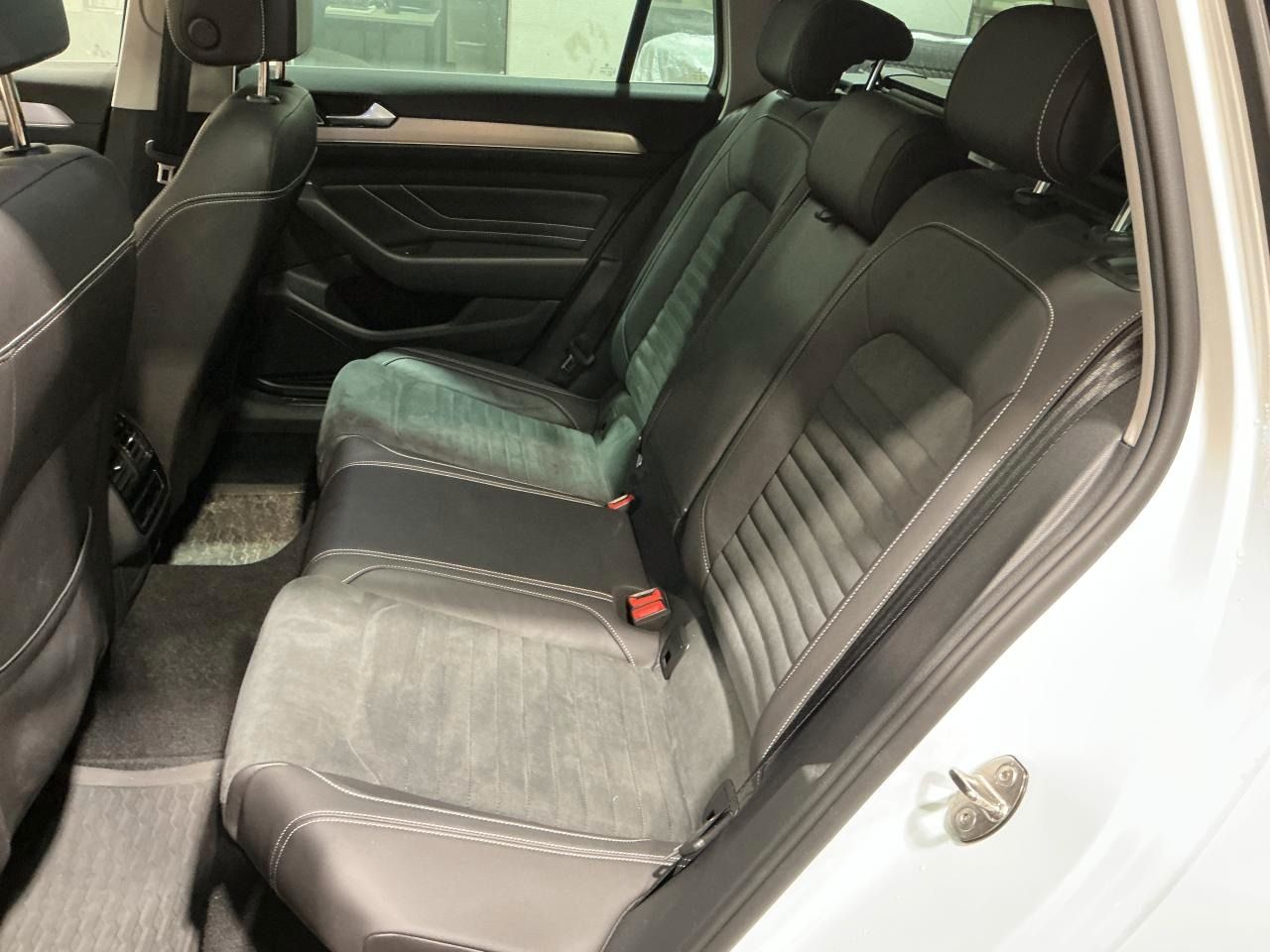 Fahrzeug autohaus mense Fahrzeugabbildung Volkswagen Passat Variant 2.0 TDI DSG Elegance IQ.Light|AHK