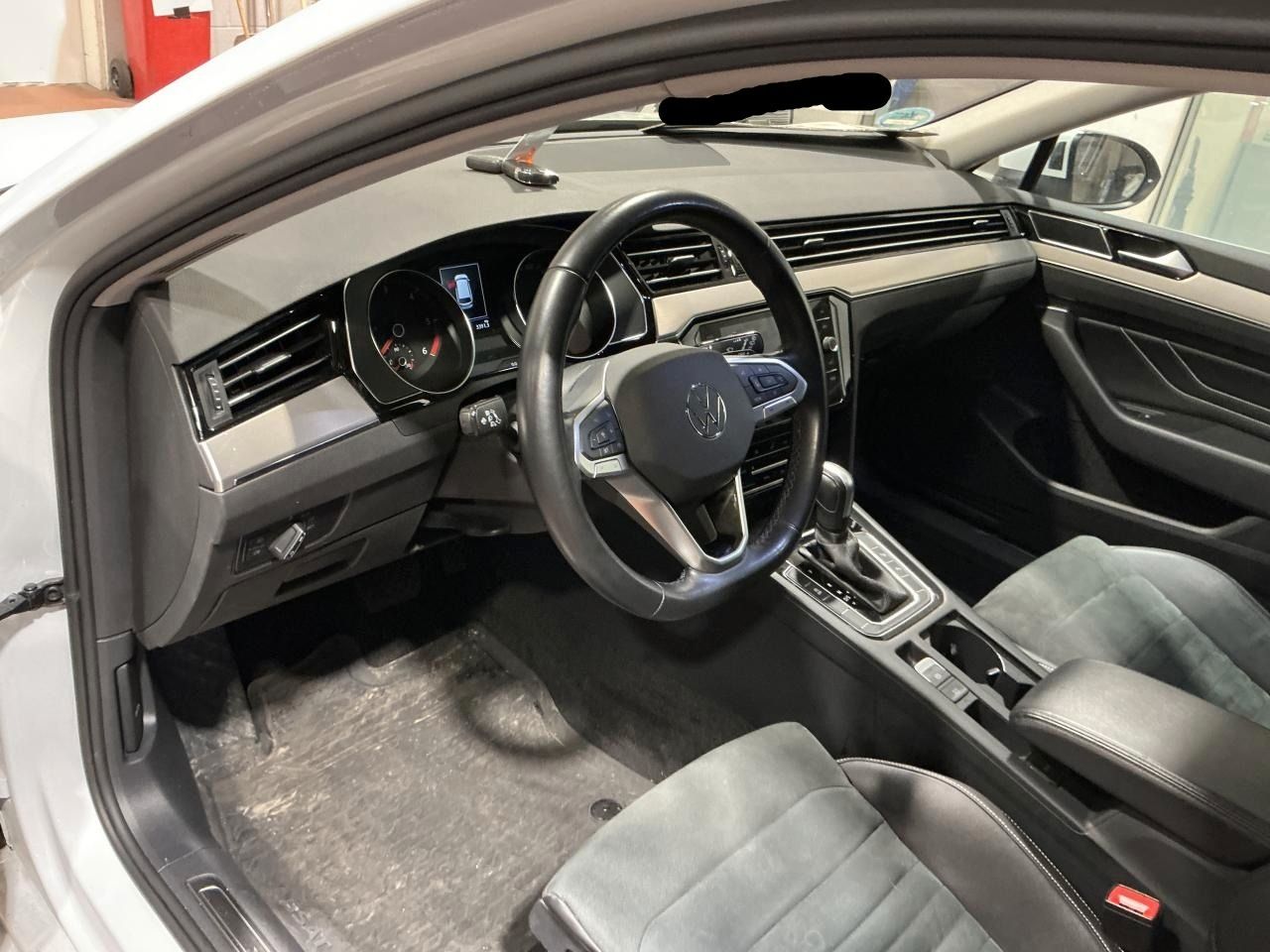 Fahrzeug autohaus mense Fahrzeugabbildung Volkswagen Passat Variant 2.0 TDI DSG Elegance IQ.Light|AHK