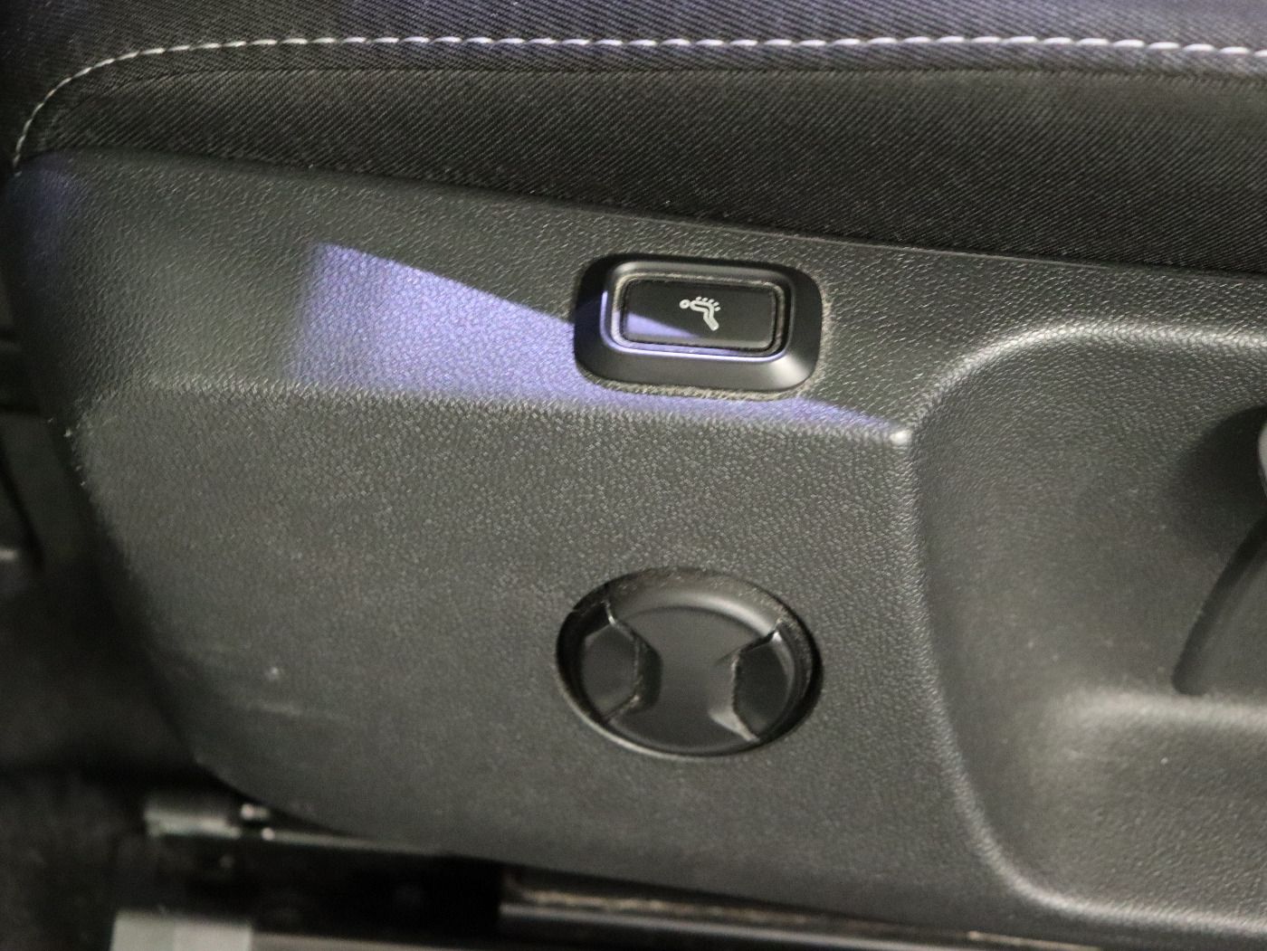 Fahrzeugabbildung SKODA Octavia Combi 2.0 TDI DSG Ambition