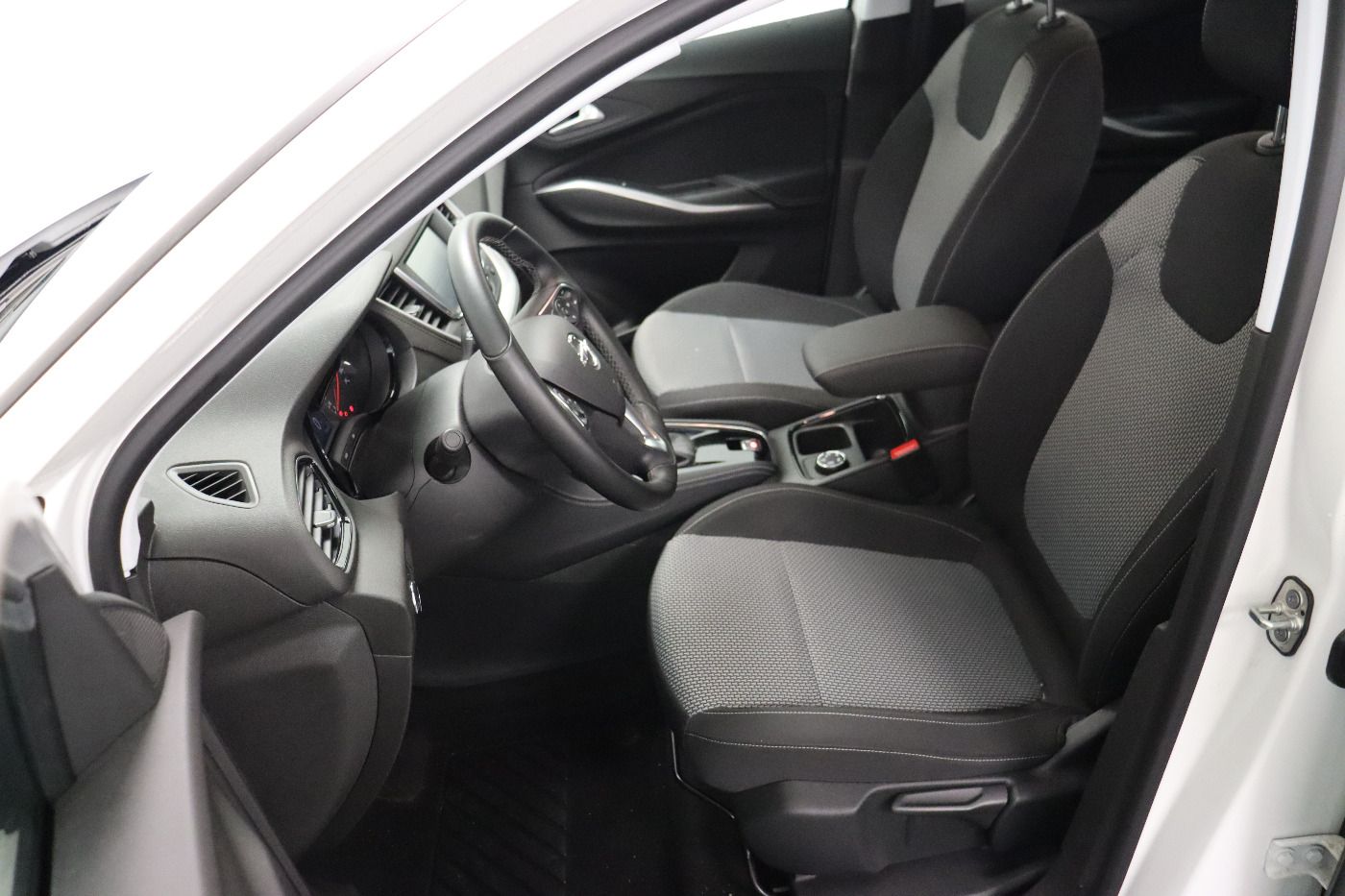 Fahrzeugabbildung Opel Grandland 1.0 Turbo Automatik Edition DynLicht