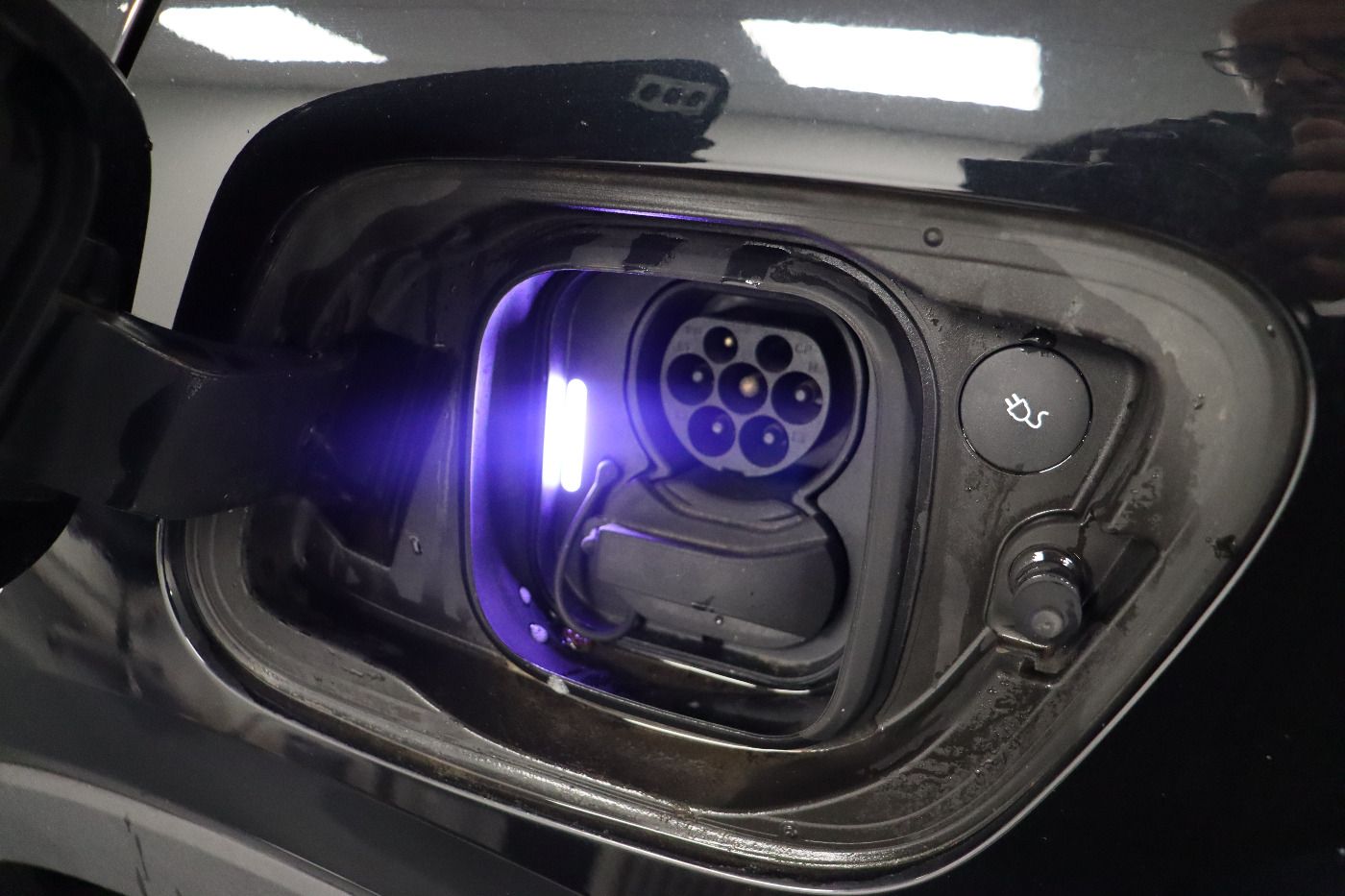 Fahrzeugabbildung Volvo C40 Plus Recharge Pure Electric AWD Pano|SD|ACC