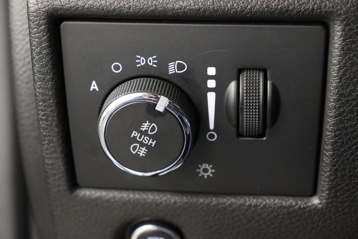 Fahrzeugabbildung Jeep Grand Cherokee 3.0 CRD Automatik Overland AHK|Lu