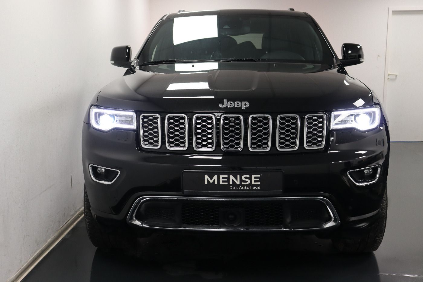 Fahrzeugabbildung Jeep Grand Cherokee 3.0 CRD Automatik Overland AHK|Lu