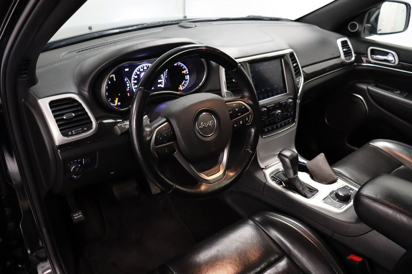 Fahrzeugabbildung Jeep Grand Cherokee 3.0 CRD Automatik Overland AHK|Lu