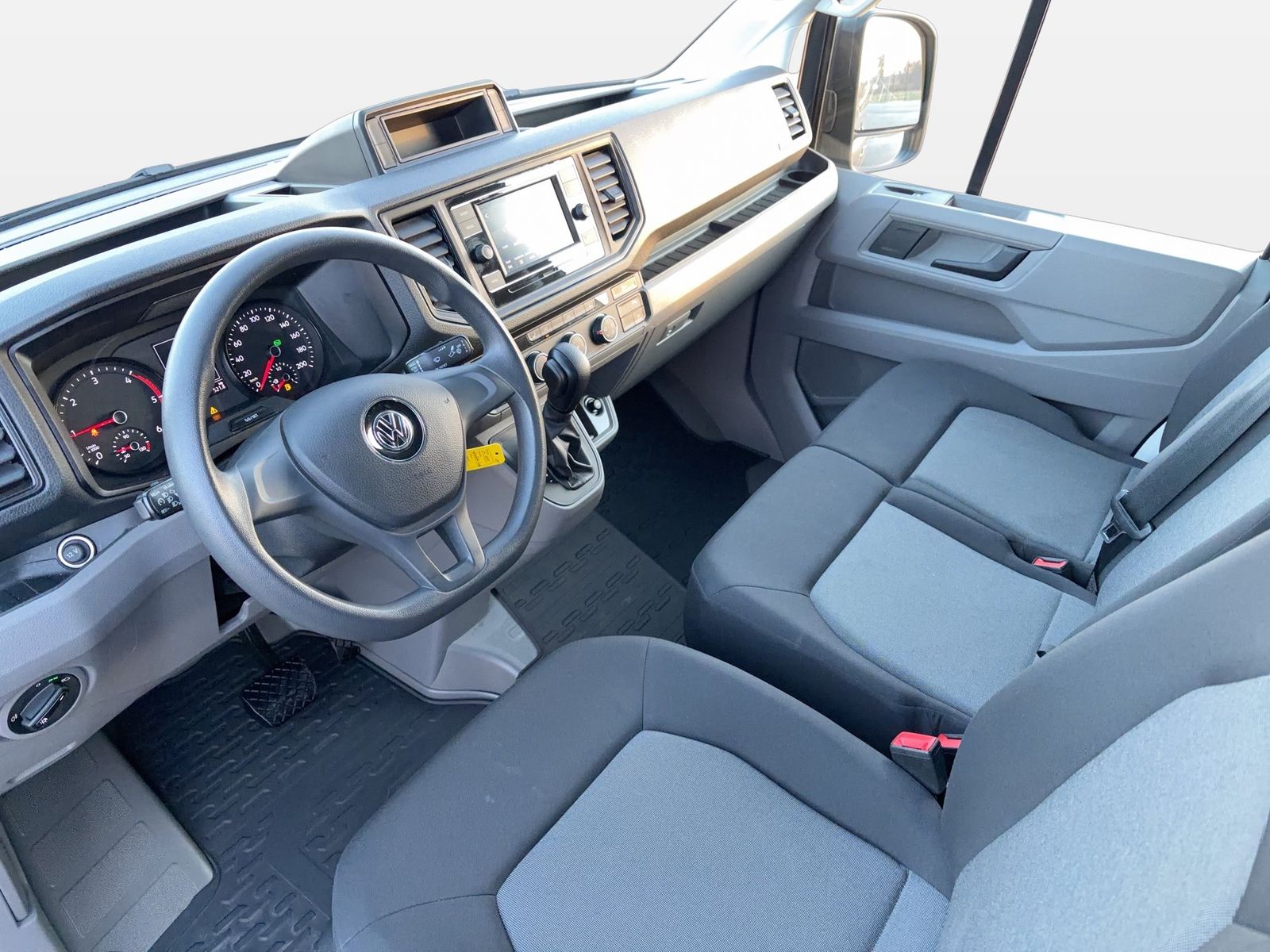 Fahrzeugabbildung Volkswagen Crafter 2.0 TDI Kasten FWD 35 mittellang Hochdac
