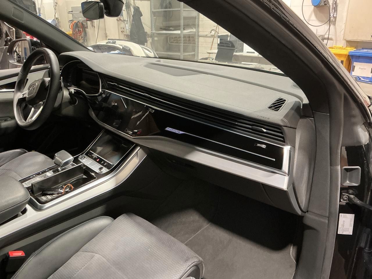 Fahrzeugabbildung Audi Q8 SUV 55 TFSI quattro tiptronic Matrix|Luft|ACC