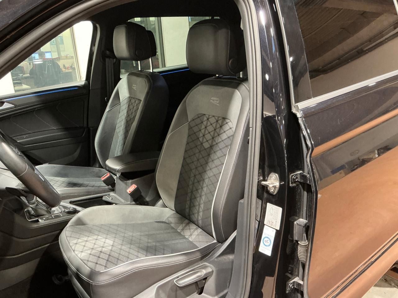 Fahrzeugabbildung Volkswagen Tiguan Allspace 2.0 TDI 4Motion DSG R-line AHK