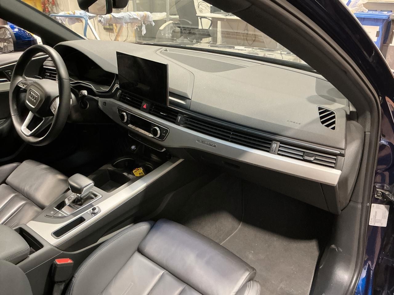 Fahrzeugabbildung Audi A4 Avant 40 TDI quattro S tronic Advanced Matrix