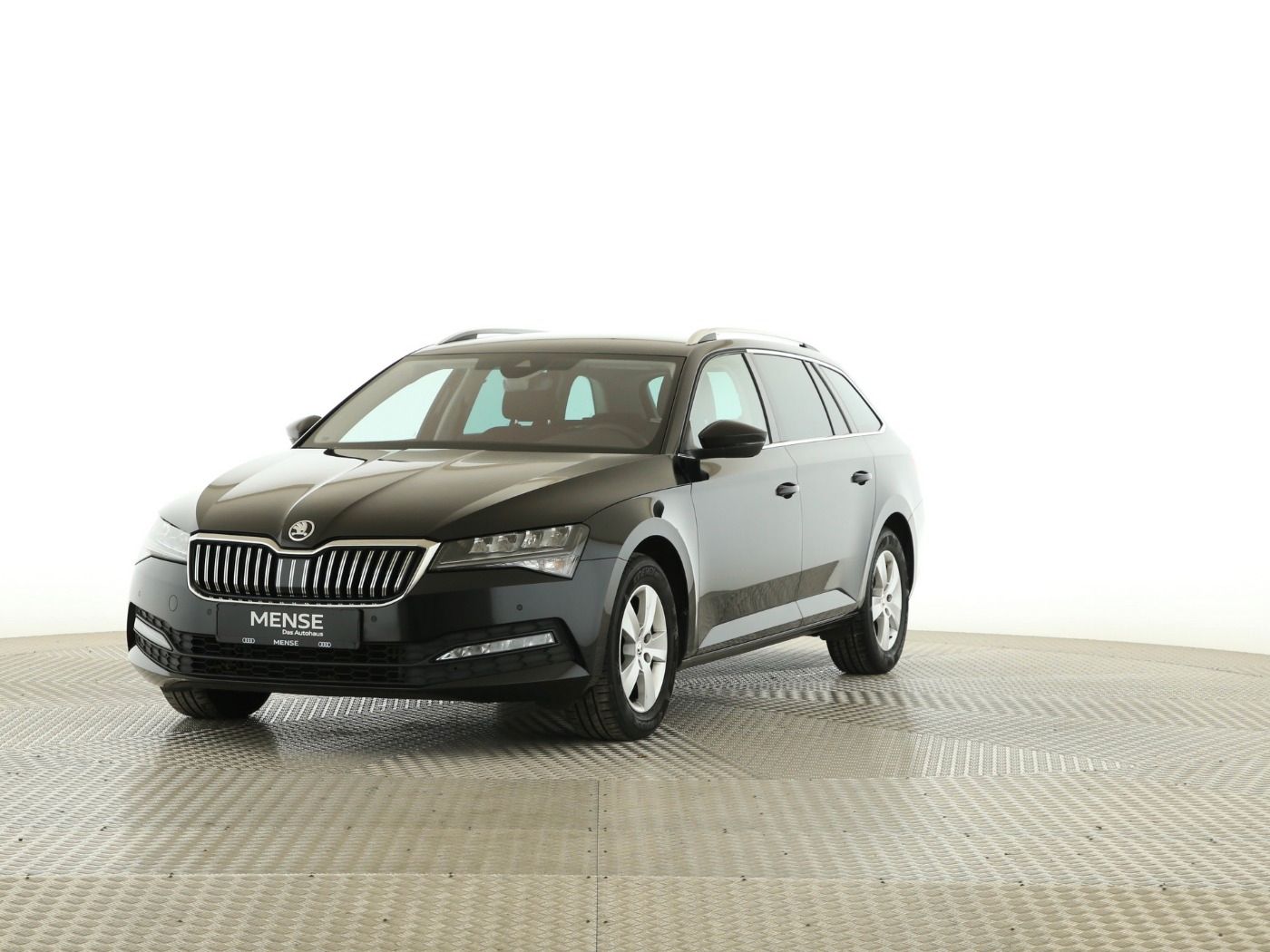 Fahrzeugabbildung SKODA Superb Combi 2.0 TDI Ambition AHK|4xSHZG|ACC|LED