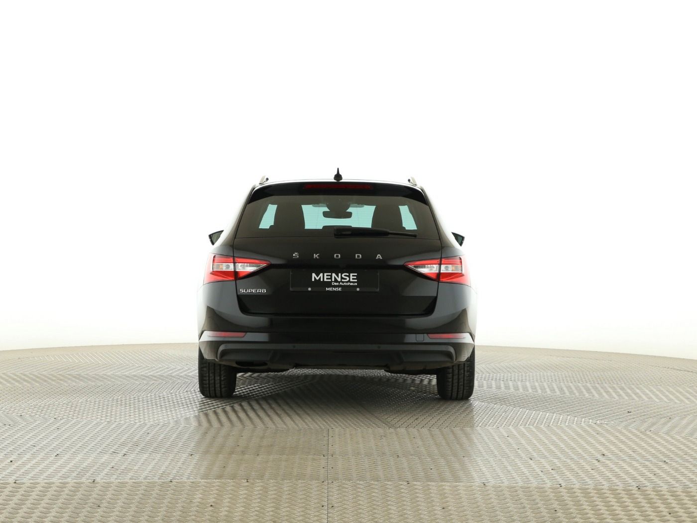 Fahrzeugabbildung SKODA Superb Combi 2.0 TDI Ambition AHK|4xSHZG|ACC|LED