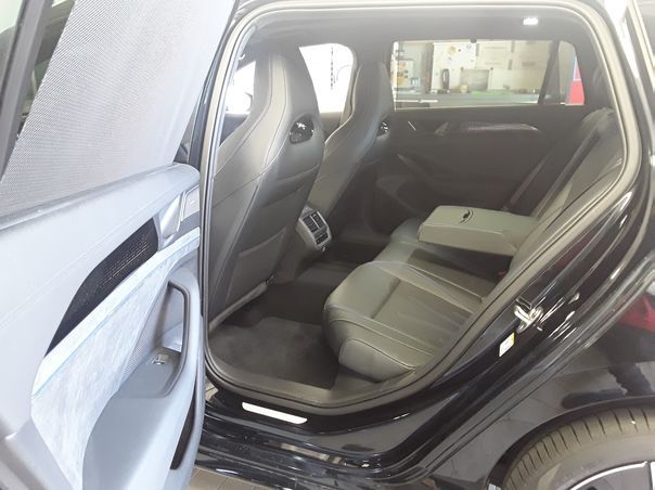 Fahrzeug autohaus mense Fahrzeugabbildung Volkswagen Passat Variant 1.5 eHybrid R-Line IQ.Light h/k - mit KI generiert/bearbeitet