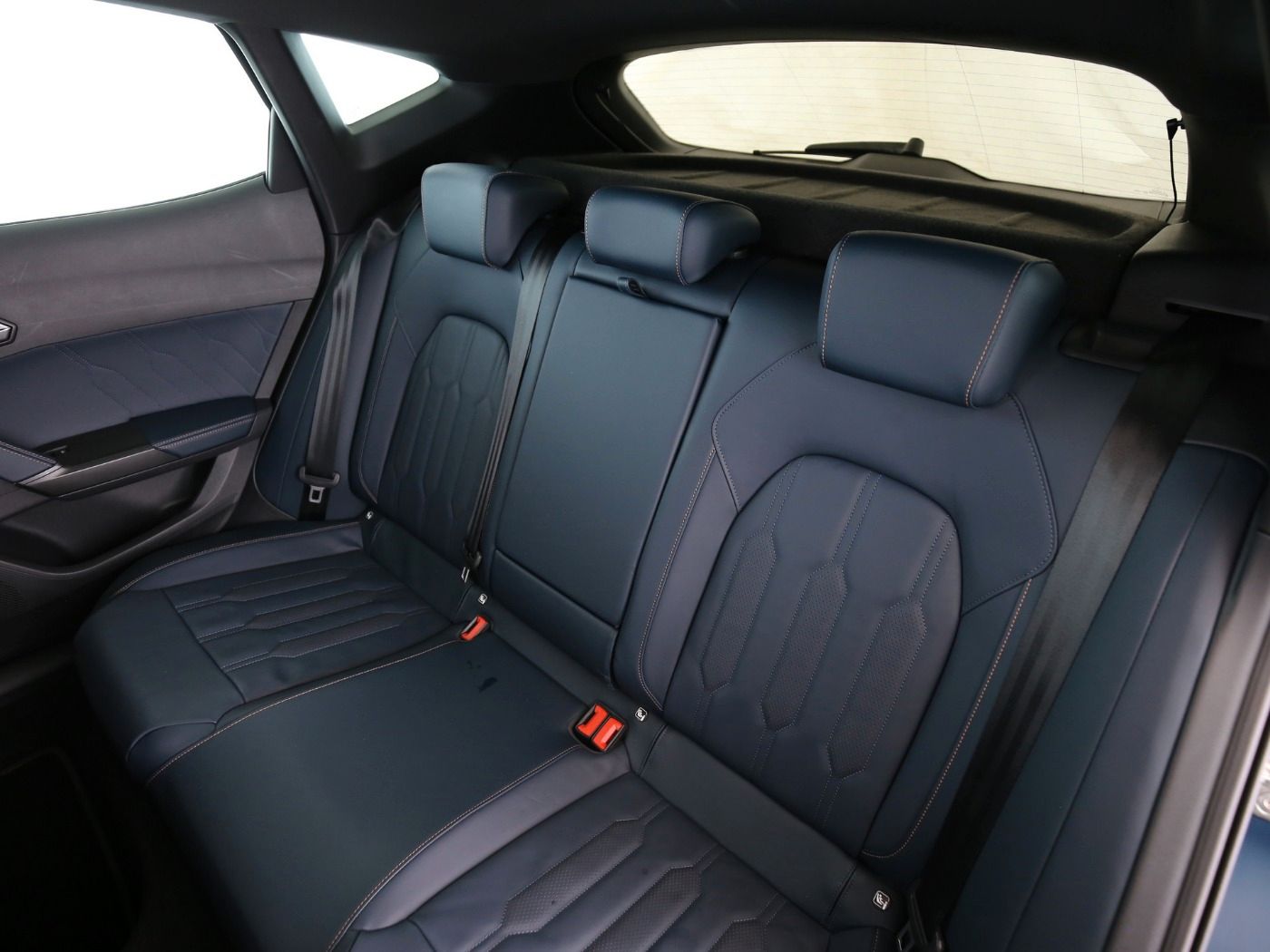 Fahrzeug autohaus mense Fahrzeugabbildung CUPRA Formentor 1.4 Matrix|Pano|SD|ACC|LED|Navi|KlimaA