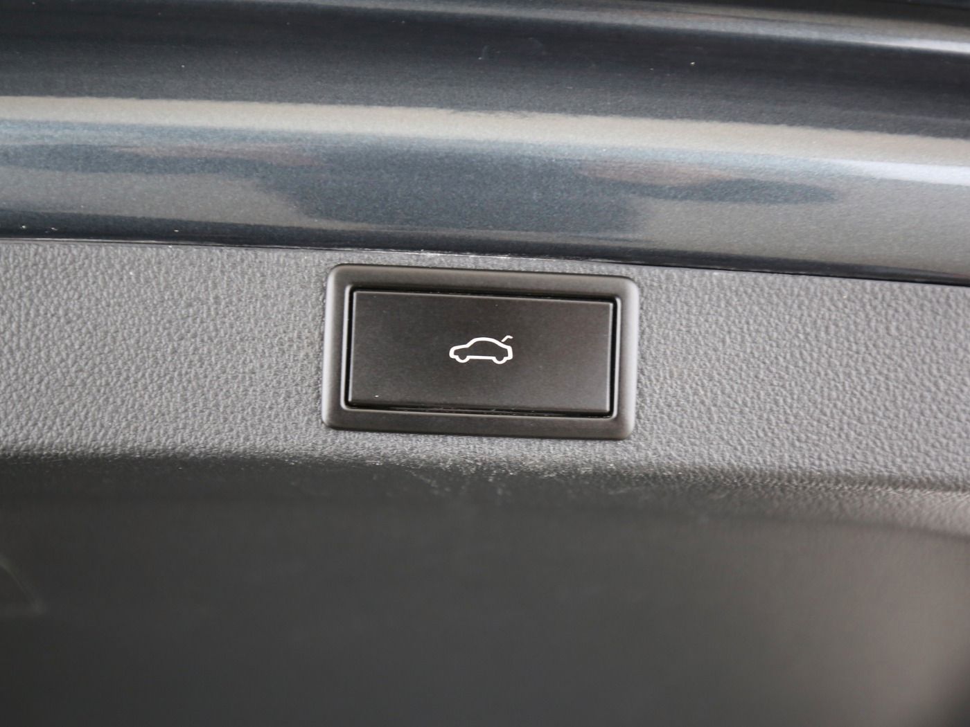 Fahrzeugabbildung SKODA Octavia Combi RS First Edition 2020 Matrix|AHK