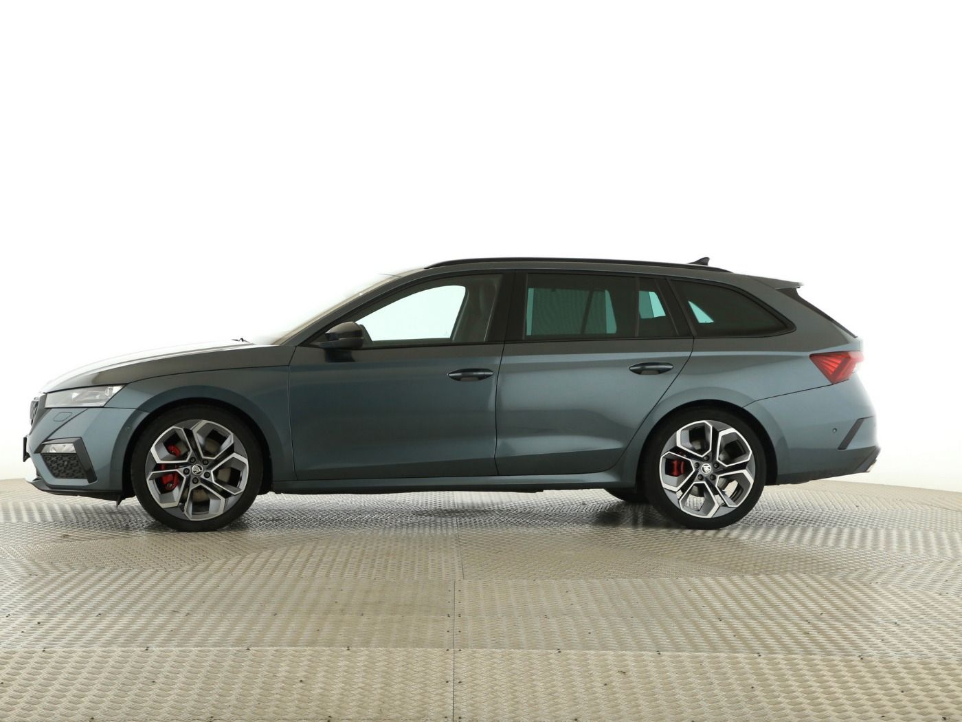 Fahrzeugabbildung SKODA Octavia Combi RS First Edition 2020 Matrix|AHK