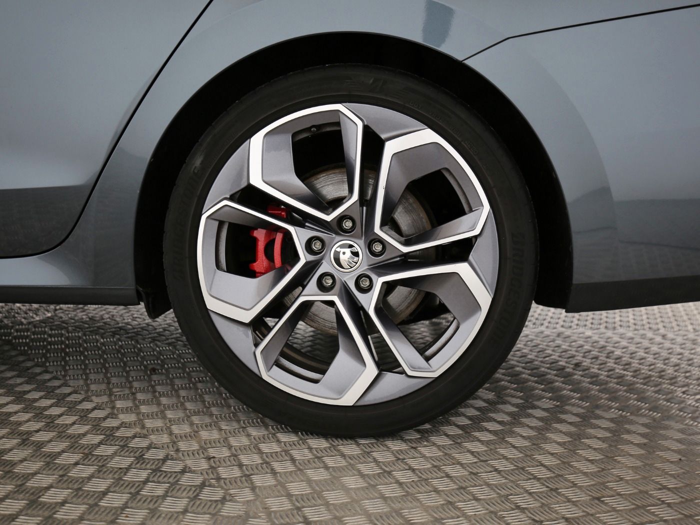 Fahrzeugabbildung SKODA Octavia Combi RS First Edition 2020 Matrix|AHK