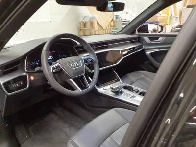 Fahrzeugabbildung Audi A6 Avant 45 TFSI quattro S tronic Advanced AHK