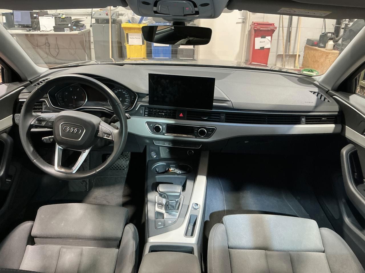 Fahrzeug autohaus mense Fahrzeugabbildung Audi A4 Avant 35 TDI S tronic AHK|HUD|Navi|DynLicht