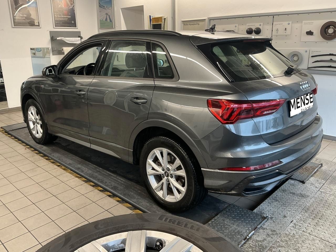 Fahrzeug autohaus mense Fahrzeugabbildung Audi Q3 45 TFSI e S tronic S-Line Matrix|LED|Navi|PDC